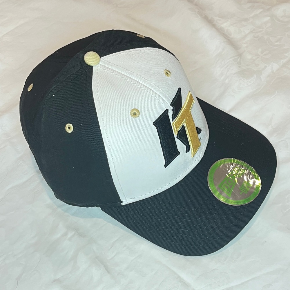 KollegeTown Sports Hat Baseball Cap Snapback KT Logo Black White Gold‎ Brand New